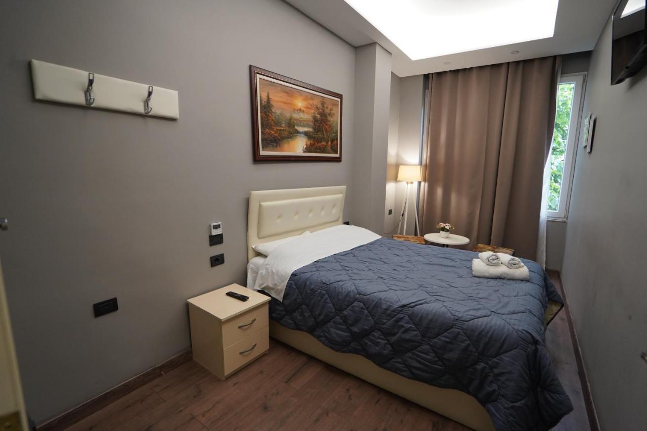 Driti Hotel Tirana Albania Zewnętrze zdjęcie